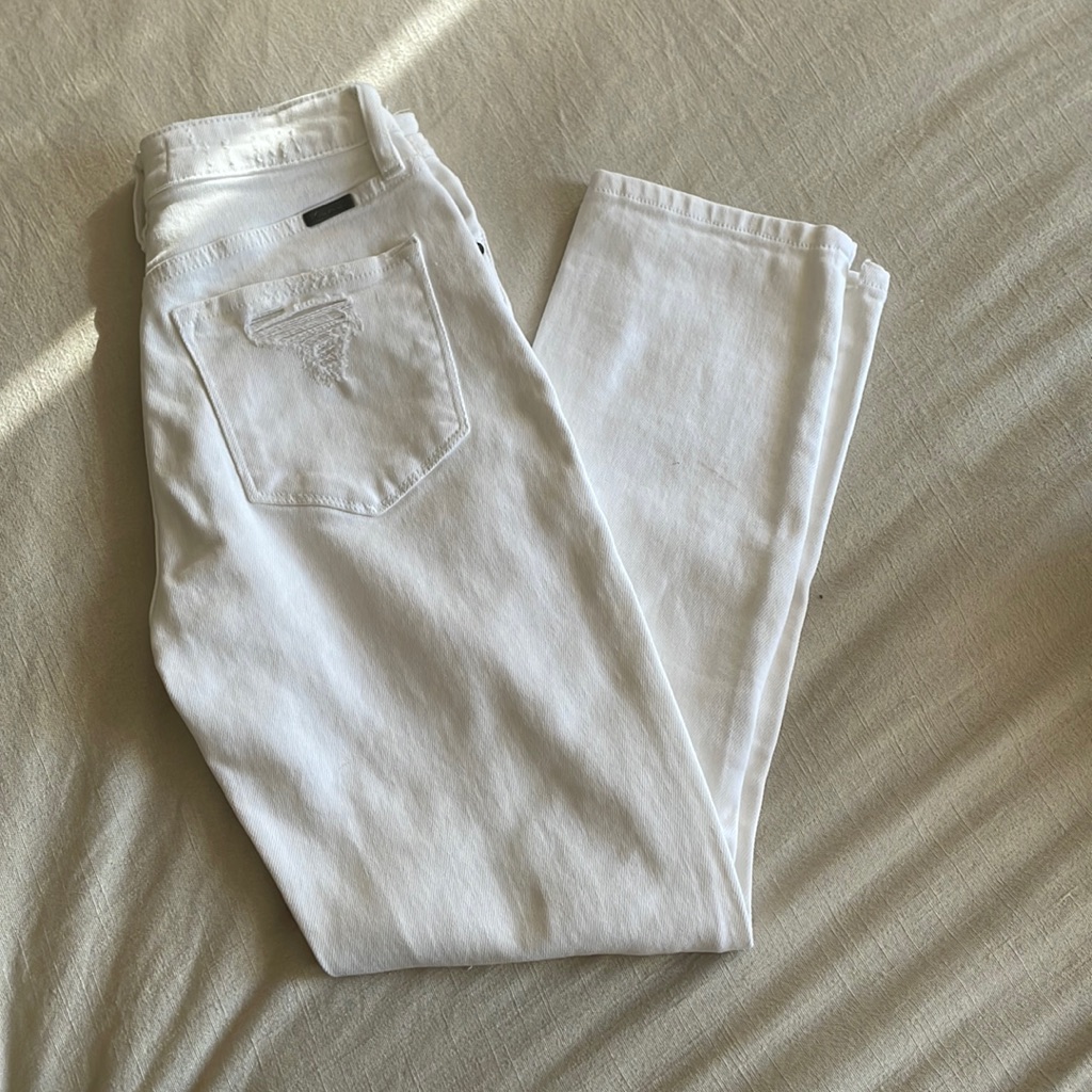 Loose Fit White Ripped Jeans